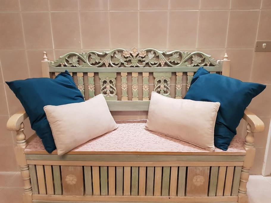 Fashion Cathedral Apartment, Centro Storico Napoli Экстерьер фото