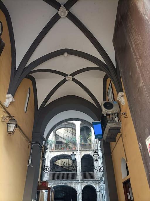 Fashion Cathedral Apartment, Centro Storico Napoli Экстерьер фото